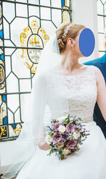 I no longer like my dress... opinions please