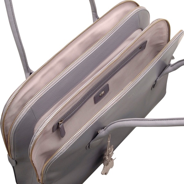 Help me find a bag.