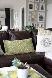 Living rooms curtain colours