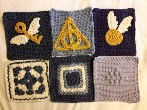 Woolly Hugs. A Blanket for the family of Mumsnetter JsOtherHalf  who very sadly died recently