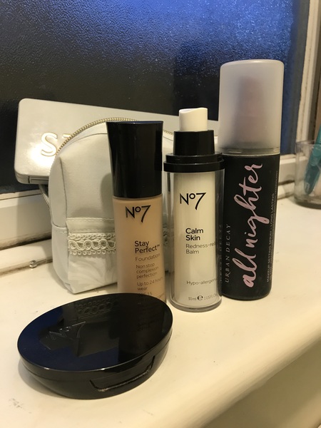 Foundation for sensitive, rosacea skin
