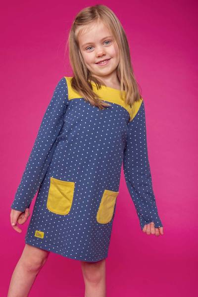 Musmnet users pick their favourite clothing/accessory items from Lighthouse