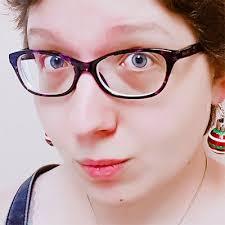 AIBU to miss duck face?