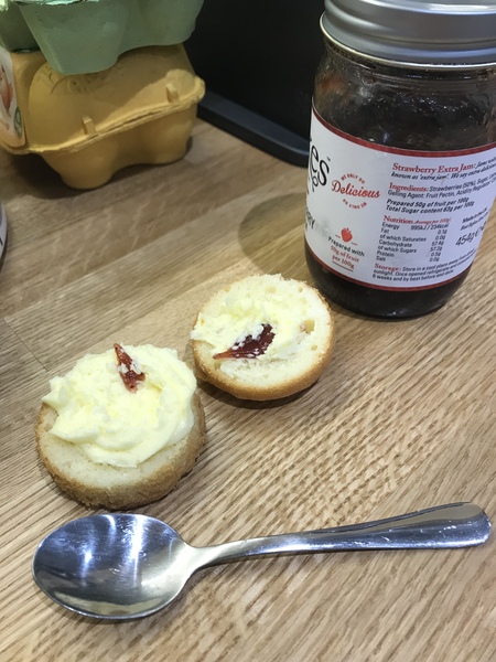 I feel short-changed by the amount of jam in my mini Victoria sponge.