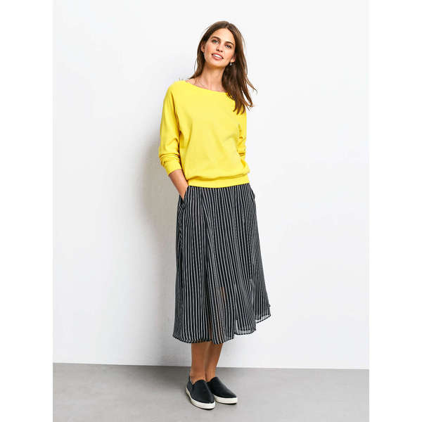 Hush A/W 18 - Can't think of anything snazzy..its all about the clothes innit!