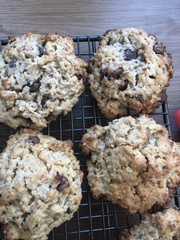 What can I do with leftover porridge?