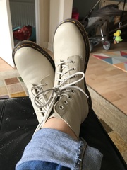 Are my new boots a wearable colour?