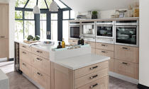 Does any one have a kitchen with only floor units no wall units...