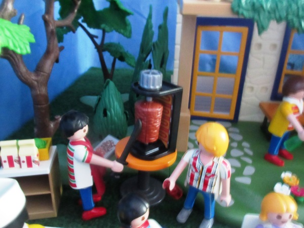 It will be the second Royal Wedding of the year for the Playmobil people in our house...