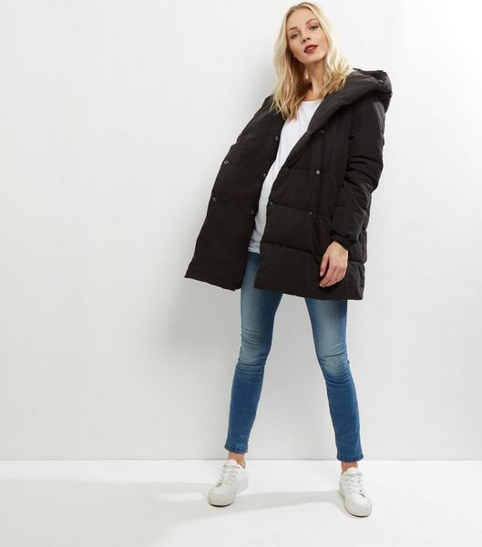 Cape style coat. Not a coatigan or pashmina