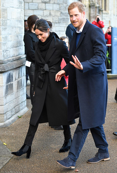 Royal Style and Gossip: The Sussexes Down Under; Meghan is glowing