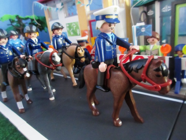 It will be the second Royal Wedding of the year for the Playmobil people in our house...