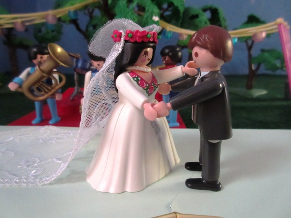 It will be the second Royal Wedding of the year for the Playmobil people in our house...