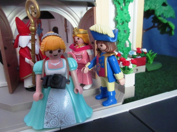 It will be the second Royal Wedding of the year for the Playmobil people in our house...