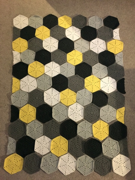Nice yarn for a baby blanket?
