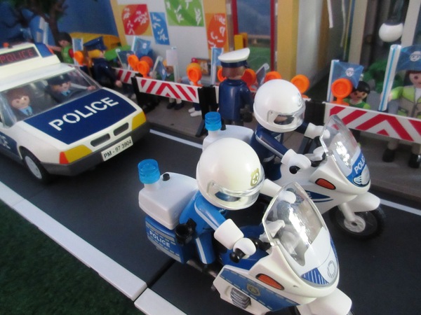 It will be the second Royal Wedding of the year for the Playmobil people in our house...