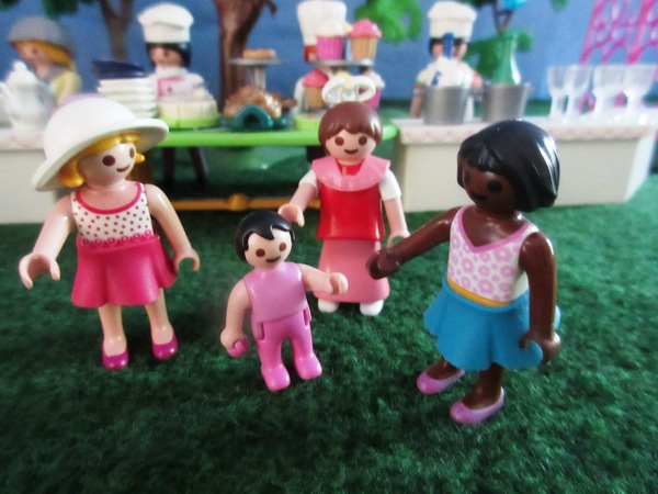 It will be the second Royal Wedding of the year for the Playmobil people in our house...