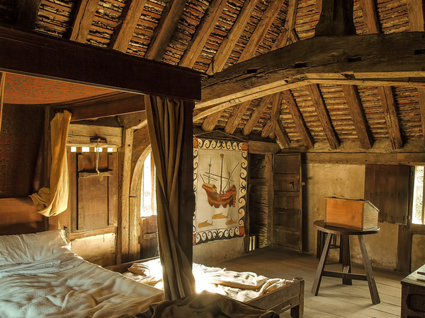 An extremely important question about wooden ceilings..