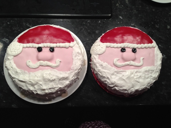 How will you be decorating your Christmas cake this year?
