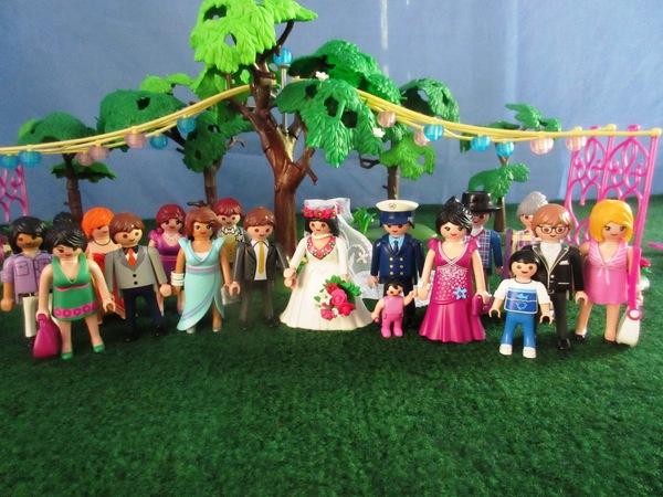 It will be the second Royal Wedding of the year for the Playmobil people in our house...