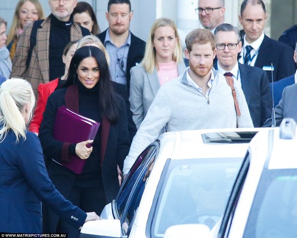 Royal Style and Gossip: The Sussexes Down Under; Meghan is glowing