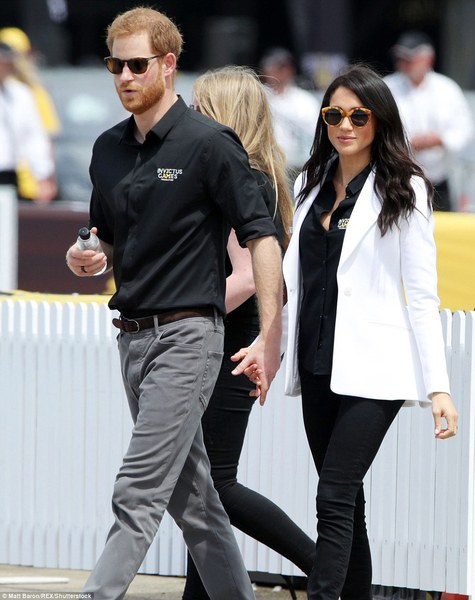 Royal Style and Gossip: The Sussexes Down Under; Meghan is glowing