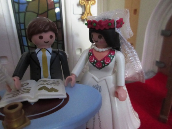 It will be the second Royal Wedding of the year for the Playmobil people in our house...