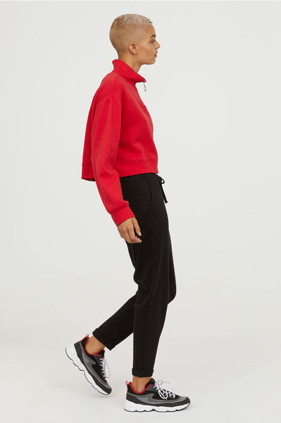 Looking for these joggers!