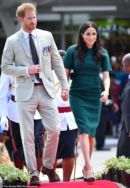 Royal style and gossip: monochrome Megs, colourful Kate,  the whacky hats of Max