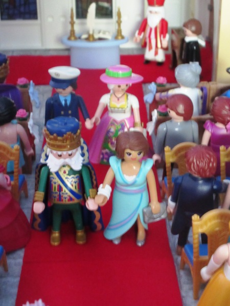 It will be the second Royal Wedding of the year for the Playmobil people in our house...