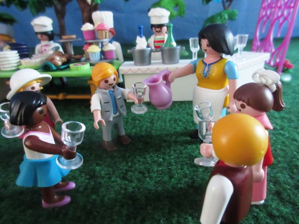 It will be the second Royal Wedding of the year for the Playmobil people in our house...