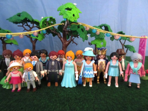 It will be the second Royal Wedding of the year for the Playmobil people in our house...
