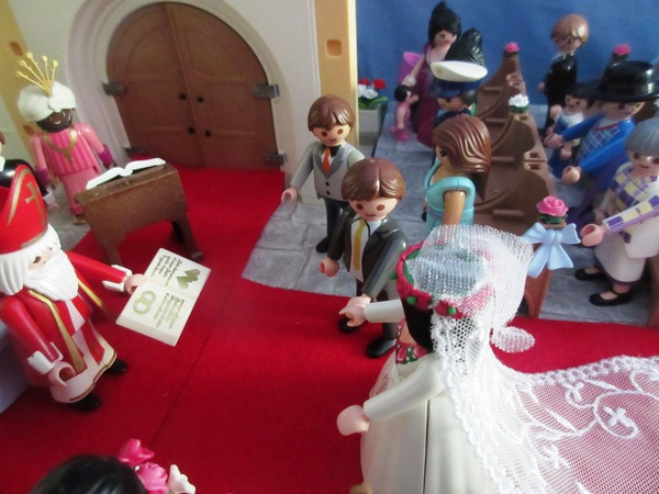 It will be the second Royal Wedding of the year for the Playmobil people in our house...