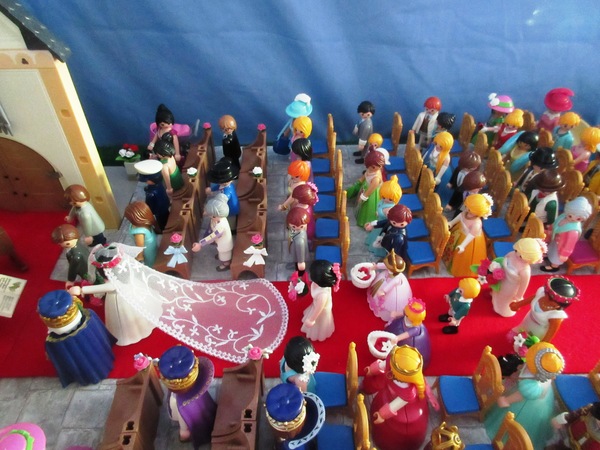 It will be the second Royal Wedding of the year for the Playmobil people in our house...
