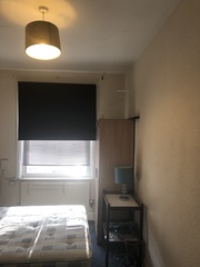 What colour for a large bedroom that needs renting out?