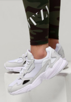 Dad Sneakers Trend