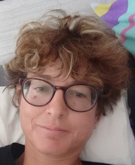 Please help me choose a hairstyle. Wavy/curly shortish. Previous pics included.