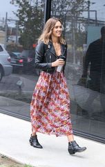 I'm off to the shops-casual weekend capsule?