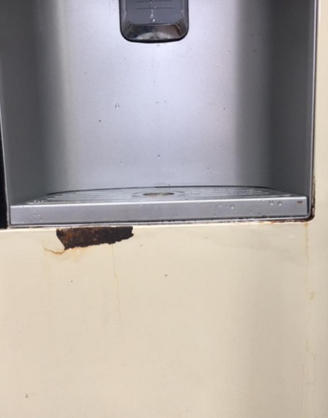 AIBU to think a £1200 fridge should last longer than 5 years?