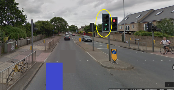 Very stupid basic question about traffic lights!