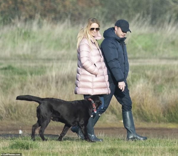 Do we think this is a maternity coat or just..... a really bad coat?