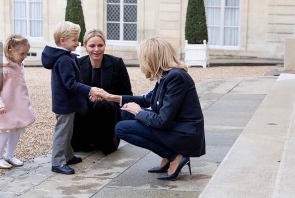 Royal style and gossip: no time to think of a snappy title!