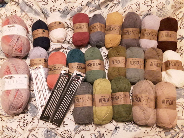 Countdown to  a Frugal Christmas, The Friendly Frugaleers still knitting,nattering and money saving!