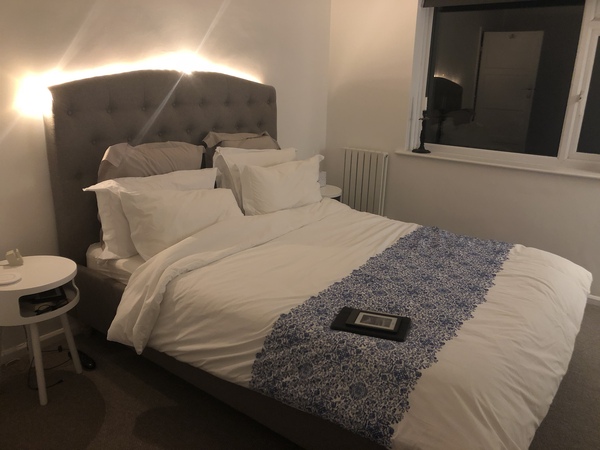 To want to make my bed like a hotel bed