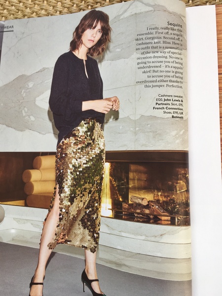 What shall I wear to a fancy drinks party?