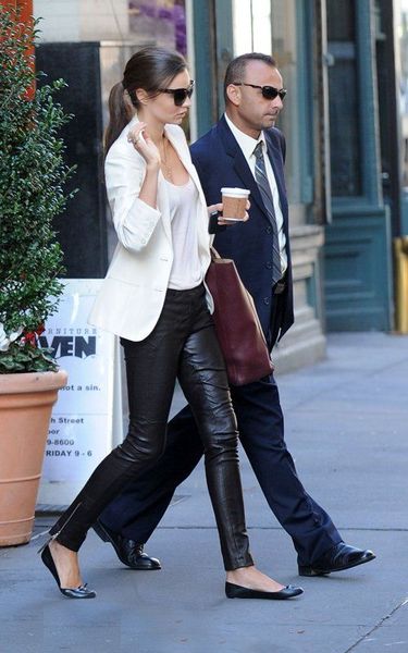 Shoes for leather (faux) trousers