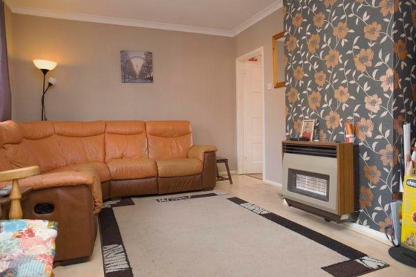 What do you think of dark brown walls?