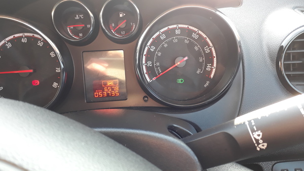 Anyone drive a meriva? Dashboard light help!