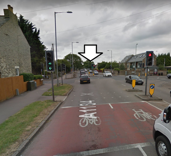 Very stupid basic question about traffic lights!