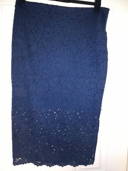 Please help me style this skirt!